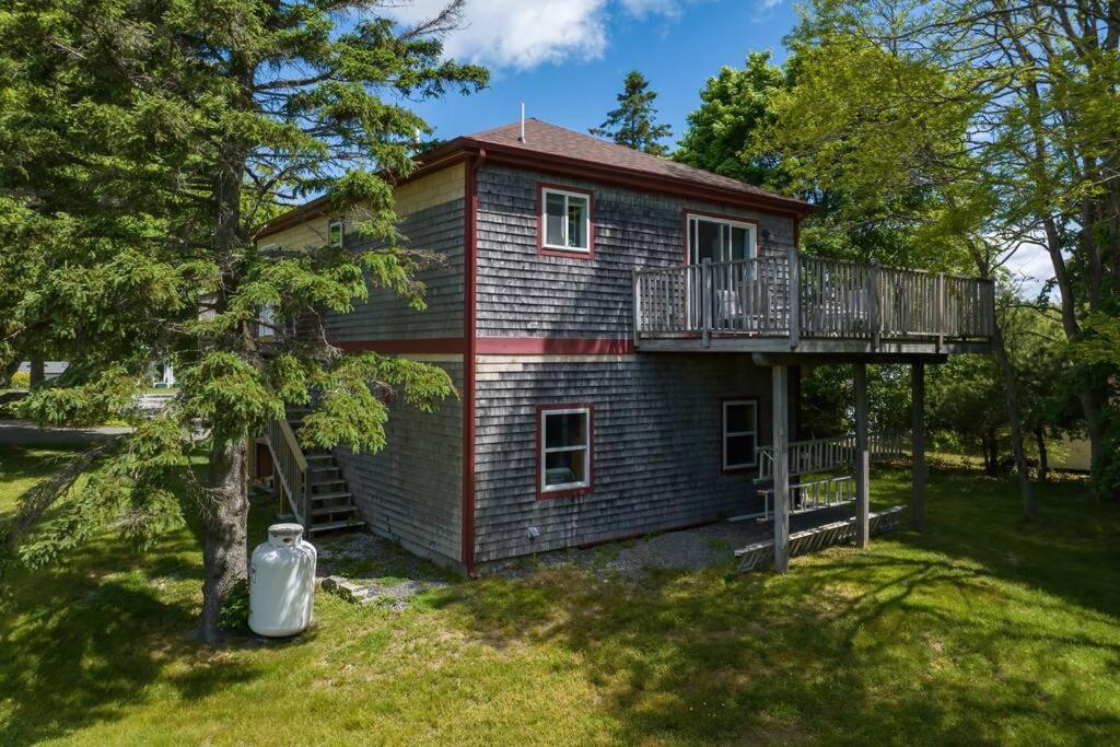 2 Bedroom Home W/ Pondside View Backyard Maine Escape Bar Harbor Bagian luar foto