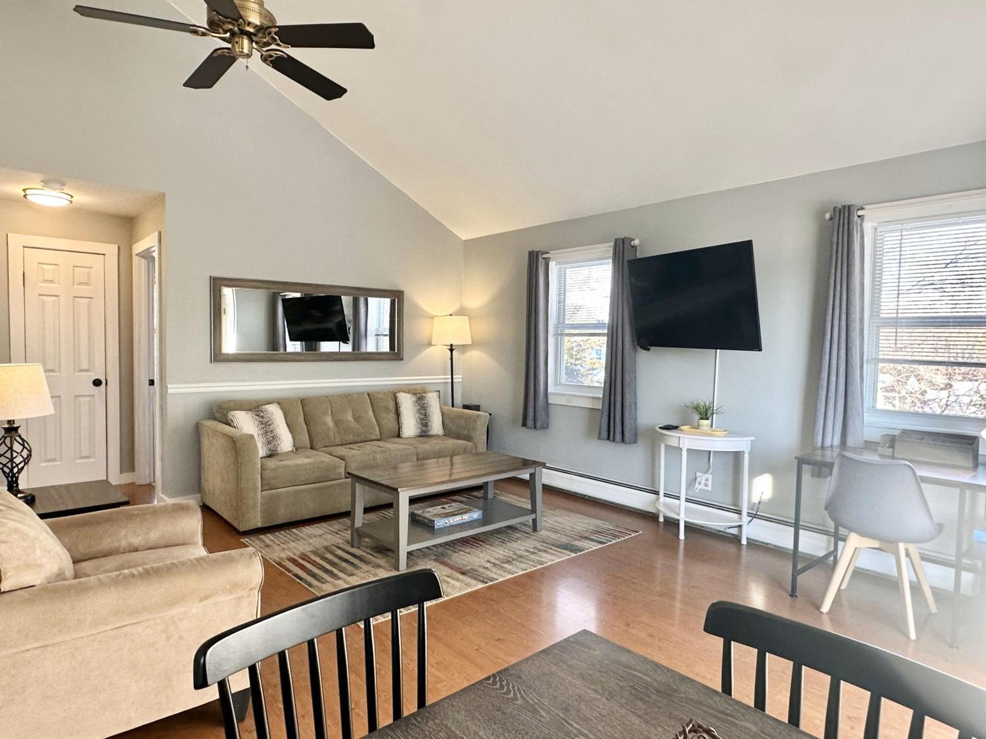 2 Bedroom Home W/ Pondside View Backyard Maine Escape Bar Harbor Bagian luar foto