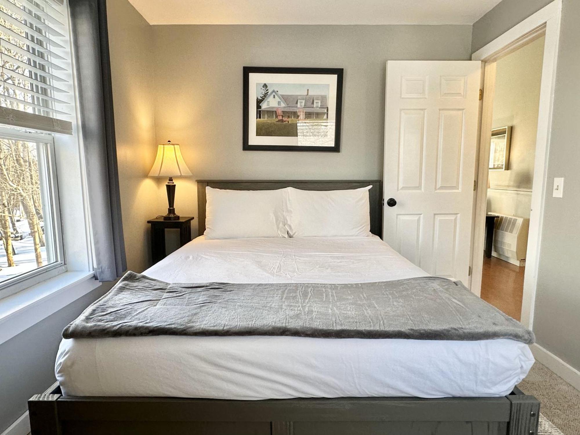 2 Bedroom Home W/ Pondside View Backyard Maine Escape Bar Harbor Bagian luar foto
